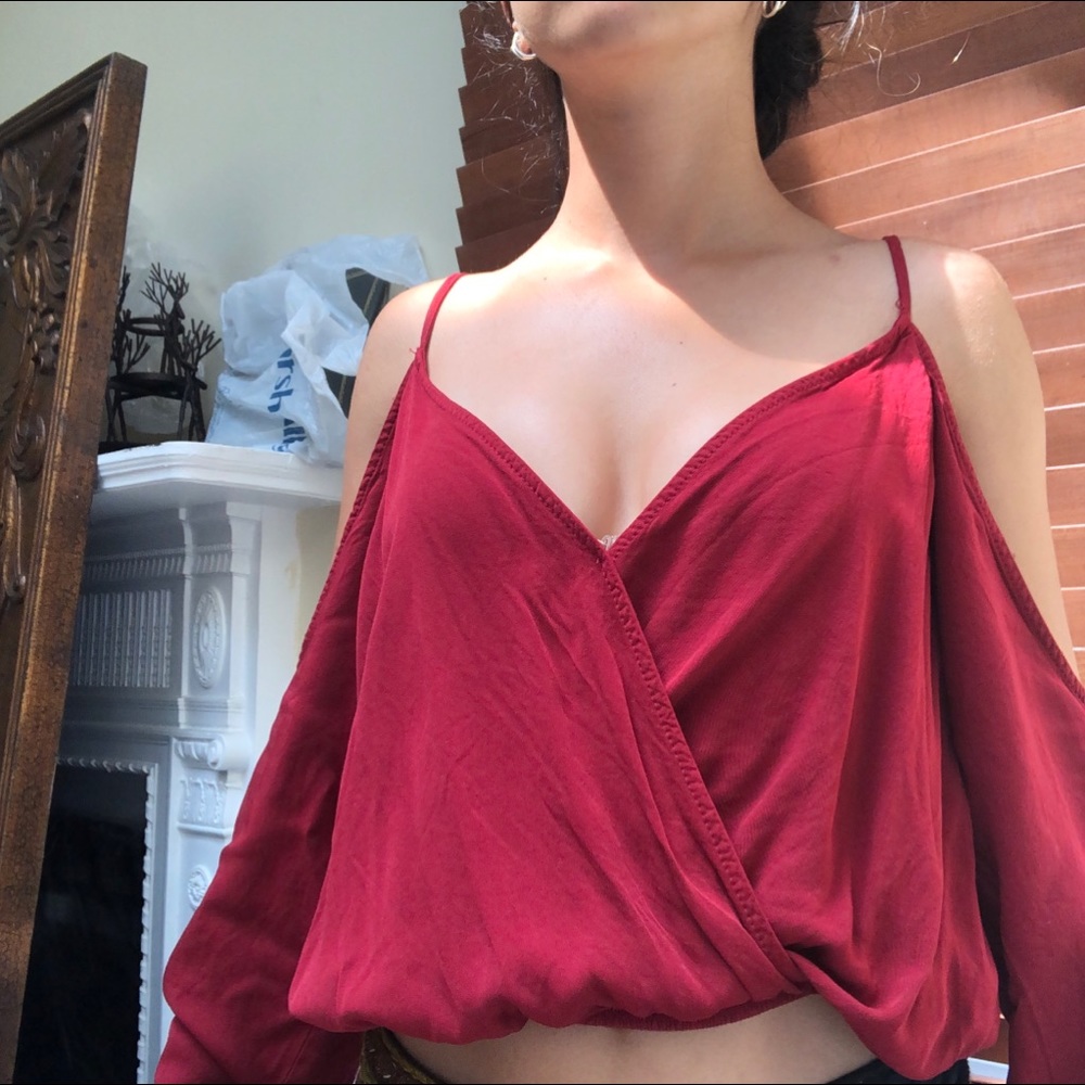 RARE🍷Brandy Melville Red Blouse